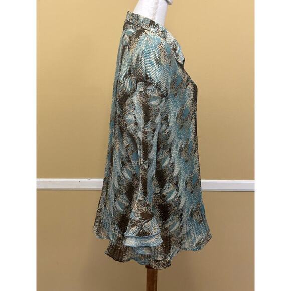 Maggie Barnes blue/brown pleated button front top, 3X, artsy, bohemian, resort - Picture 3 of 5